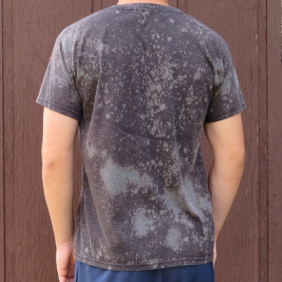 Game of Thrones Stark Wolf Winter Bleach Tee sz M - Picture 6 of 6